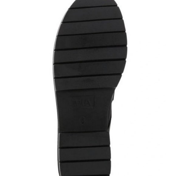 NWOT Mia Women Black Motorcycle Boots 9 Delta Buckle Biker Shoes Brushed Suede - Picture 5 of 5